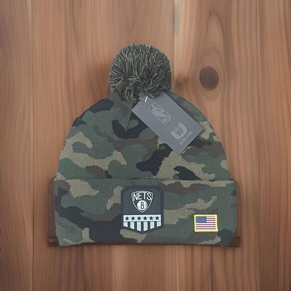 Brooklyn Nets NBA Ultra Game Camo Beanie Cuff Pom Knit Gray Black OSFM - Picture 1 of 3
